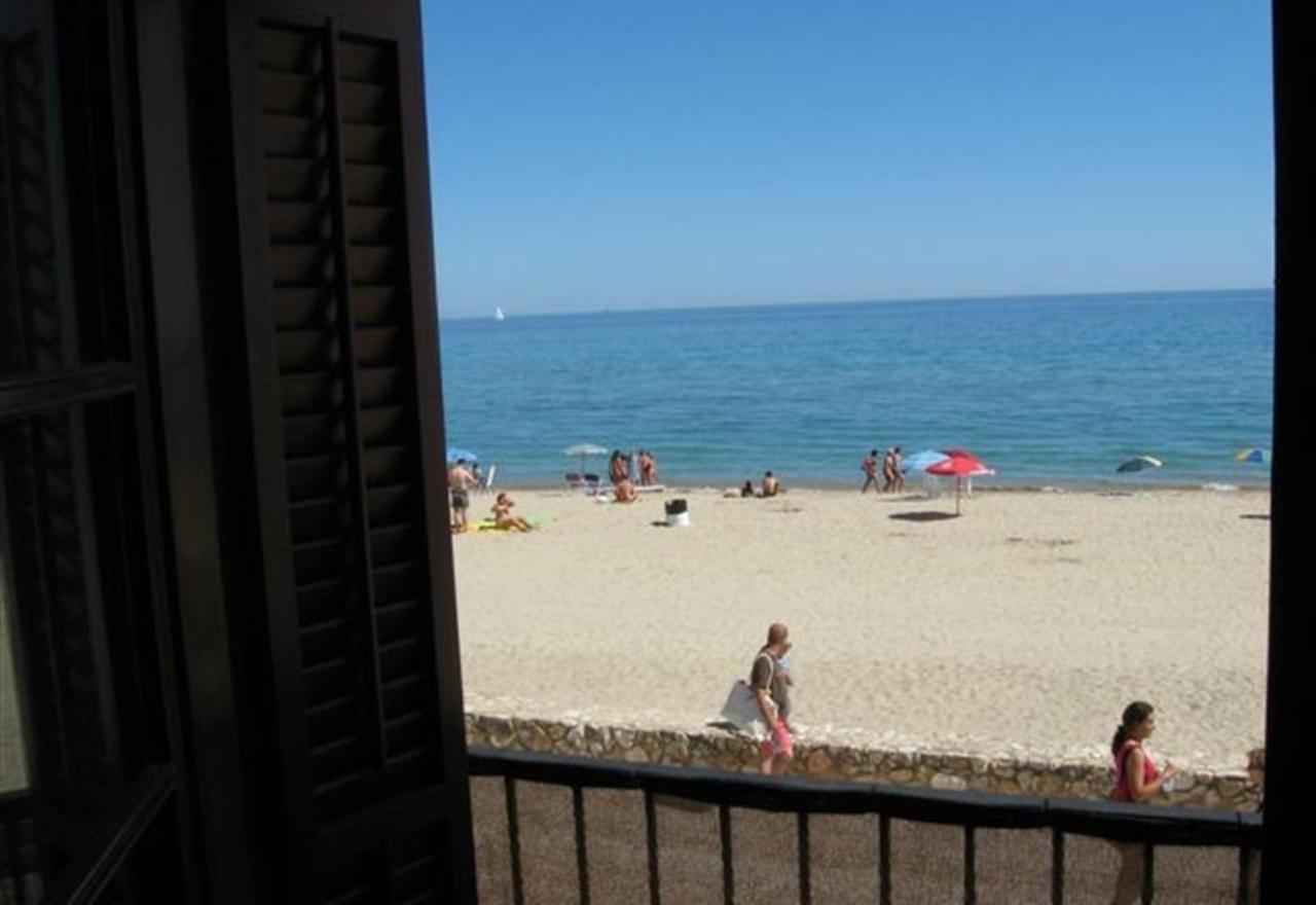 Baywatch Penthouse Villa อัลตาฟูยา ภายนอก รูปภาพ